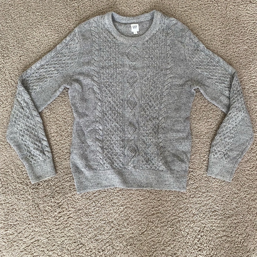 Gap Crewneck Cable Knit Sweater